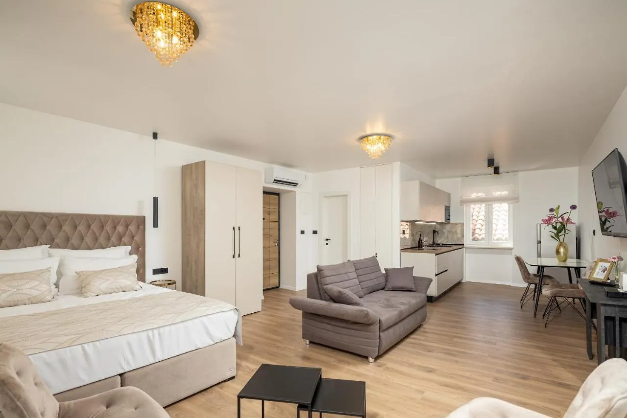 Luxury Accomodation Duje Split 0*,